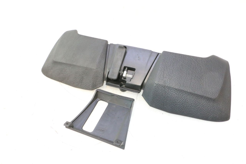 photo de RETROSCUDO SUPERIORE PIAGGIO MP3 500 (2016 - 2018) - Dettaglio del componente