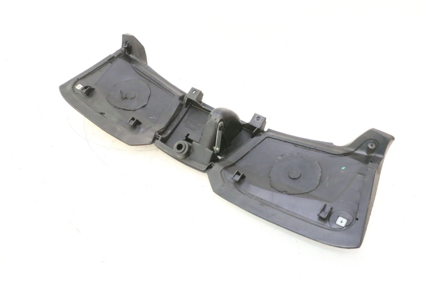 photo de RETROSCUDO SUPERIORE PIAGGIO MP3 500 (2016 - 2018) - Altra angolazione