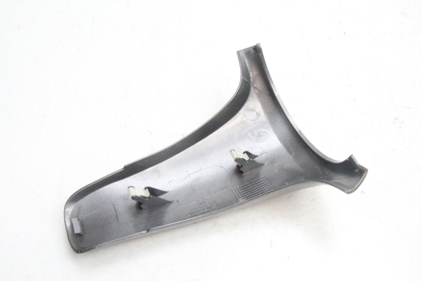 photo de RETROSCUDO SUPERIORE HONDA PCX (JF28) 125 (2009 - 2011) - Stato della superficie e materiale