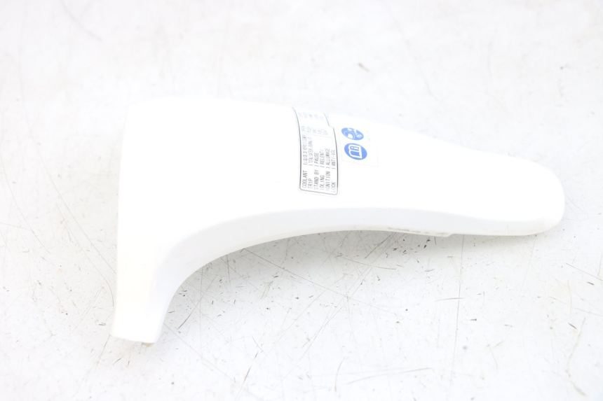 photo de PANNELLO INTERNO SUPERIORE HONDA PCX (JF47) 125 (2012 - 2013) - Altra angolazione