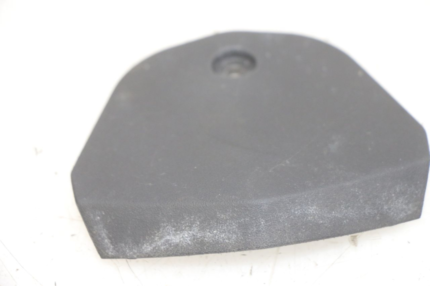 photo de PANNELLO INTERNO SUPERIORE APRILIA SXR 50 (2021 - 2023) - Zoom sullo stato d'uso