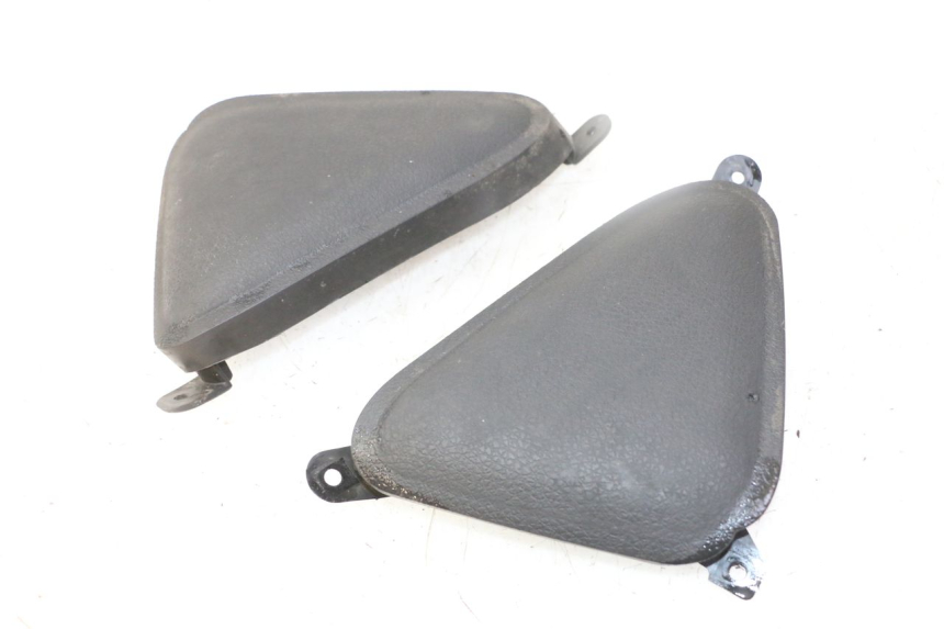 photo de RETROSCUDO SUPERIORE YAMAHA X-MAX XMAX 125 (2010 - 2013) - Marcature e riferimenti originali