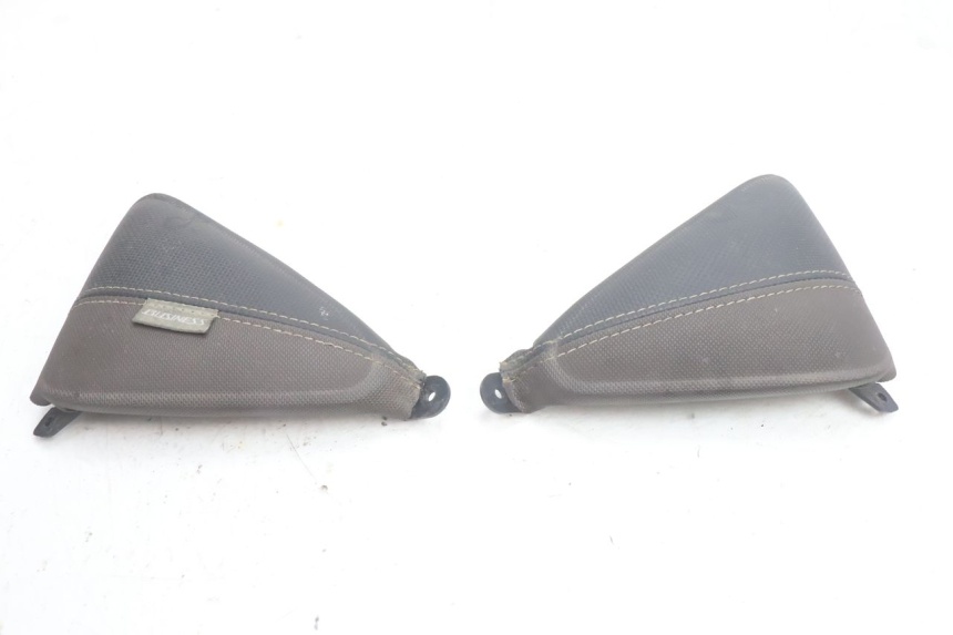 photo de RETROSCUDO SUPERIORE YAMAHA X-MAX XMAX 125 (2010 - 2013) - Dettaglio del componente