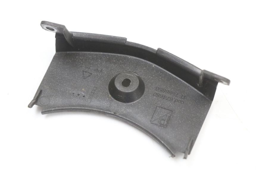 photo de PANNELLO INTERNO SUPERIORE PIAGGIO X10 125 (2012 - 2017) - Altra angolazione