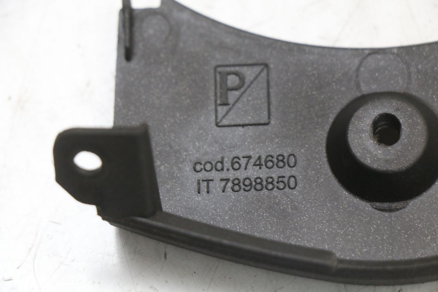 photo de PANNELLO INTERNO SUPERIORE PIAGGIO X10 125 (2012 - 2017) - Primo piano tecnico