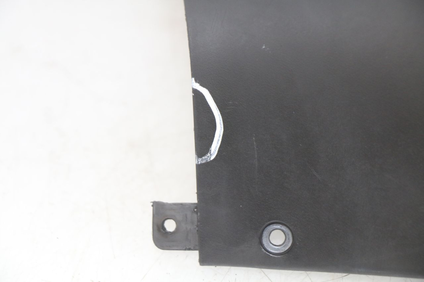 photo de PANNELLO INTERNO SYM SYMPHONY 125 (2009 - 2015) - Caratteristiche distintive