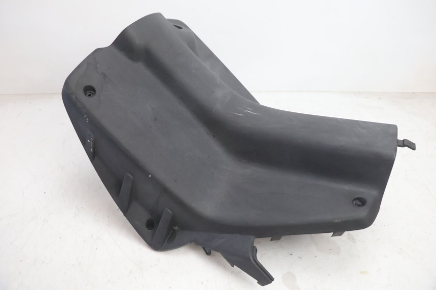 photo de RETROSCUDO PEUGEOT TREKKER 50 (1995 - 2004) - Dettaglio del componente