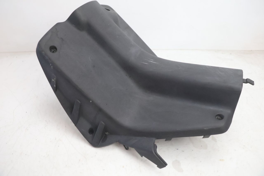 photo de RETROSCUDO PEUGEOT TREKKER 50 (1995 - 2004) - Zoom sullo stato d'uso