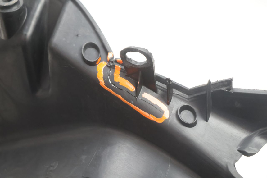photo de RETROSCUDO PEUGEOT TREKKER 50 (1995 - 2004) - Altra vista dell'articolo