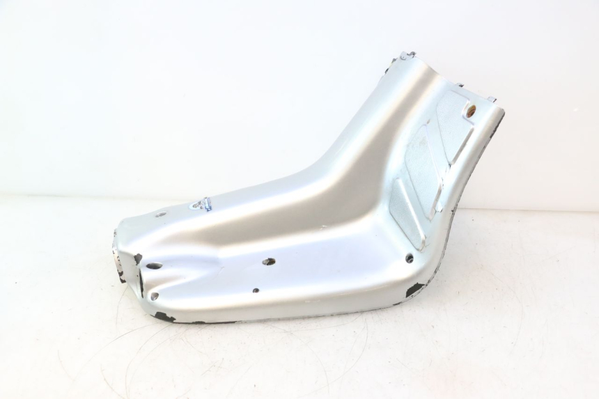 photo de PANNELLO INTERNO PIAGGIO TYPHOON 50 (1993 - 1999) - Caratteristiche distintive
