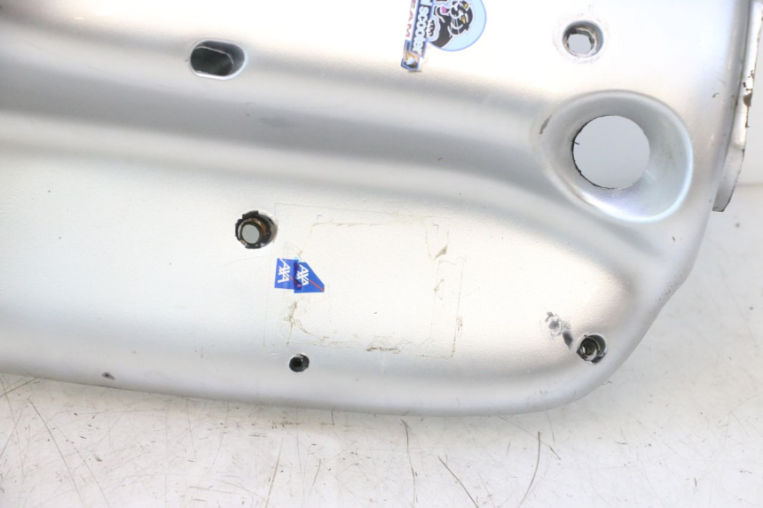 photo de PANNELLO INTERNO PIAGGIO TYPHOON 50 (1993 - 1999) - Panoramica del profilo