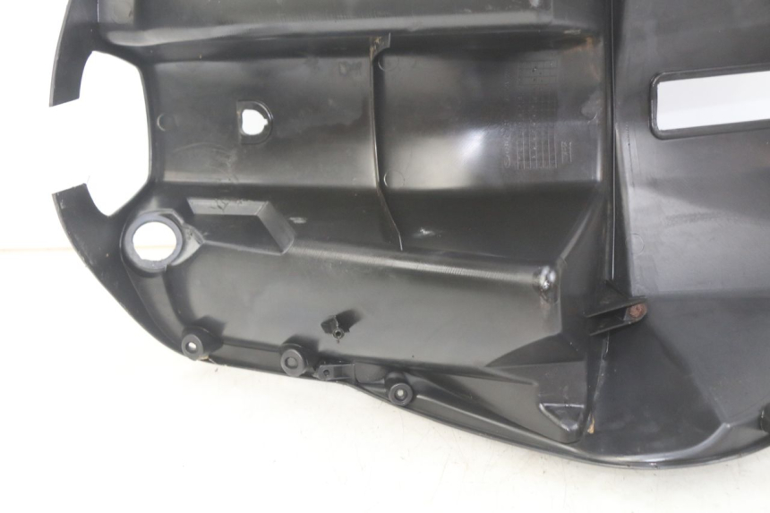 photo de PANNELLO INTERNO PEUGEOT V-CLIC VCLIC 50 (2007 - 2013) - Stato della superficie e materiale