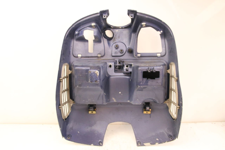 photo de RETROSCUDO PIAGGIO VESPA GRANTURISMO 125 (2003 - 2007) - Zoom sullo stato d'uso