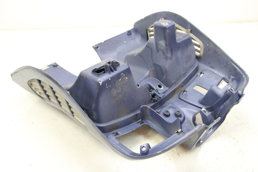 photo de RETROSCUDO PIAGGIO VESPA GRANTURISMO 125 (2003 - 2007) - Dettagli dei punti di fissaggio