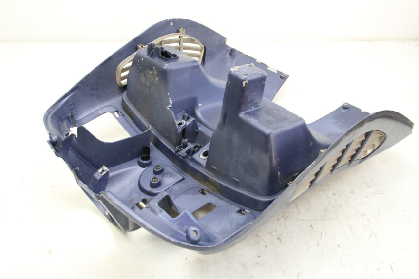 photo de RETROSCUDO PIAGGIO VESPA GRANTURISMO 125 (2003 - 2007) - Stato della superficie e materiale