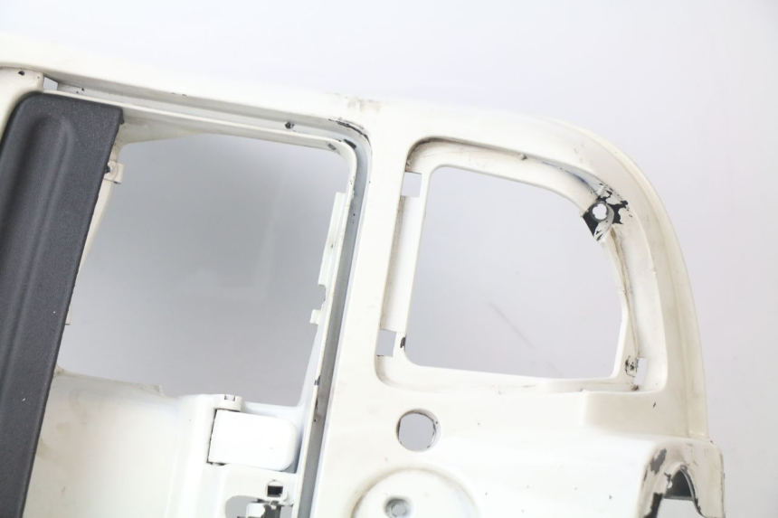 photo de RETROSCUDO PIAGGIO VESPA GTS SUPER IE 125 (2009 - 2016) - Altra vista dell'articolo