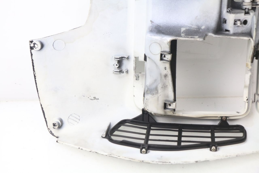 photo de RETROSCUDO PIAGGIO VESPA GTS SUPER IE 125 (2009 - 2016) - Altra angolazione