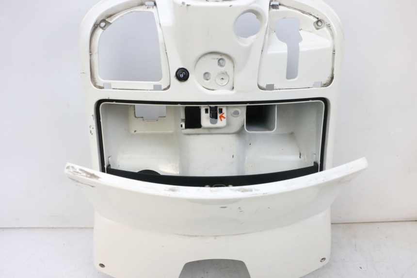 photo de RETROSCUDO PIAGGIO VESPA GTS SUPER IE 125 (2009 - 2016) - Angolazione alternativa