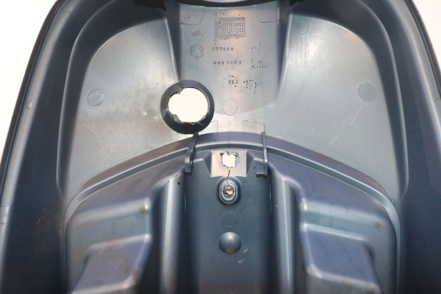 photo de PANNELLO INTERNO PIAGGIO VESPA LX 2T 50 (2005 - 2013) - Dettaglio del componente