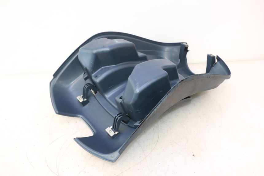 photo de PANNELLO INTERNO PIAGGIO VESPA LX 2T 50 (2005 - 2013) - Zoom sullo stato d'uso