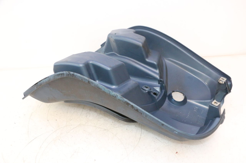 photo de PANNELLO INTERNO PIAGGIO VESPA LX 2T 50 (2005 - 2013) - Altra angolazione