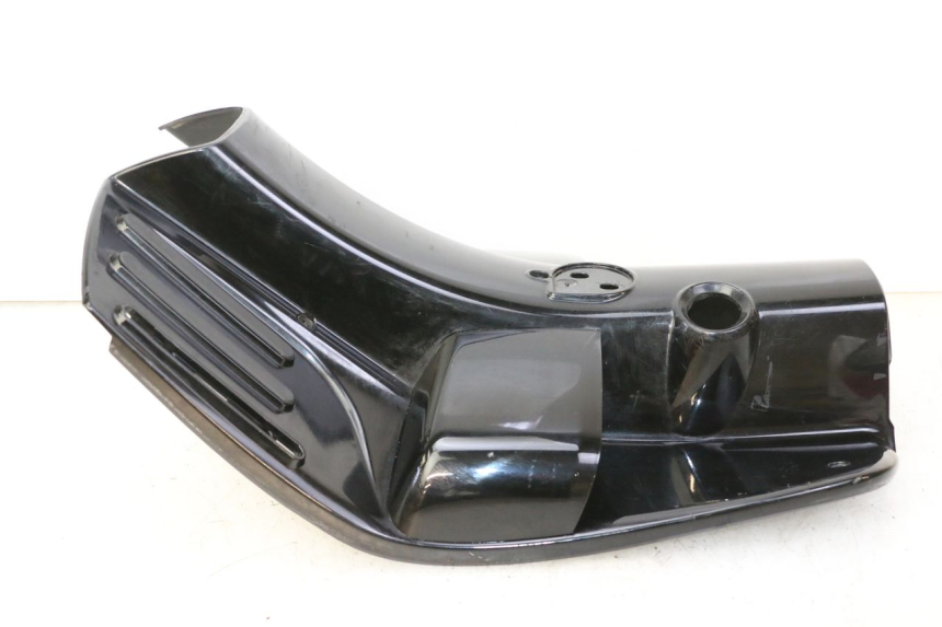 photo de PANNELLO INTERNO PIAGGIO VESPA S 2T 50 (2007 - 2014) - Dettagli dei punti di fissaggio