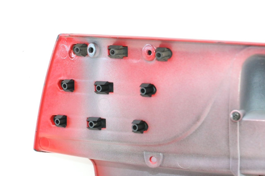 photo de PANNELLO INTERNO PIAGGIO VESPA S 2T 50 (2007 - 2014) - Caratteristiche distintive