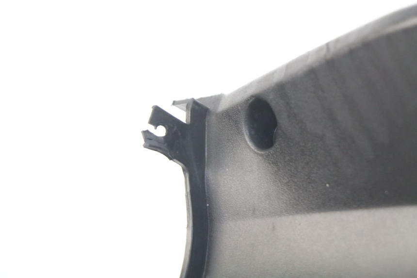 photo de PANNELLO INTERNO EUROCKA VIRTUALITY GT 4T 50 (2011 - 2017) - Stato della superficie e materiale