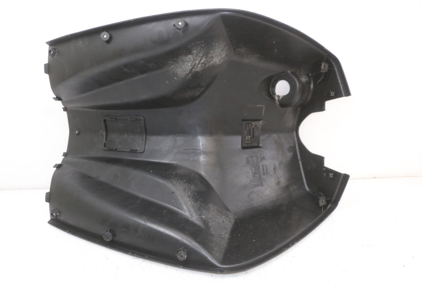 photo de PANNELLO INTERNO PEUGEOT VIVACITY NEW 4T 50 (2008 - 2017) - Dettagli dei punti di fissaggio