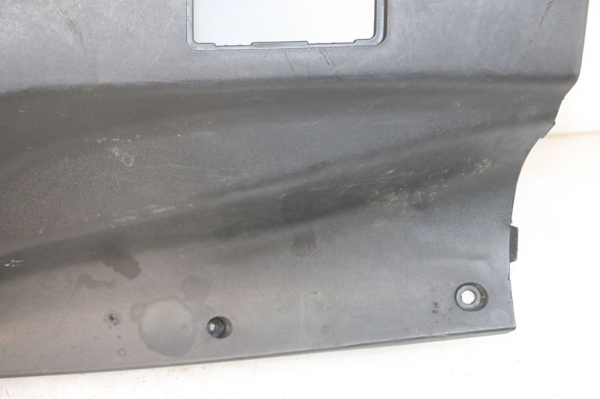 photo de PANNELLO INTERNO PEUGEOT VIVACITY NEW 4T 50 (2008 - 2017) - Stato della superficie e materiale