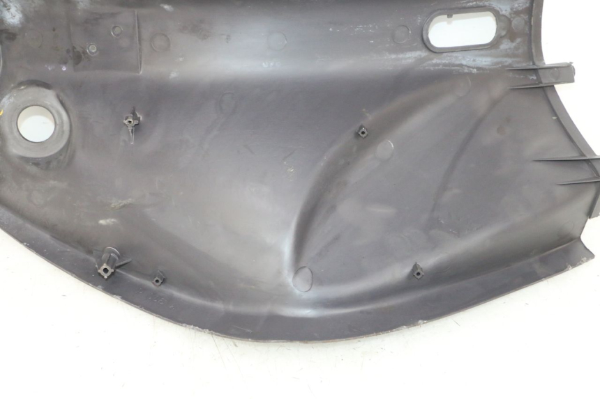 photo de Fascione interno PEUGEOT VIVACITY 100 (1999 - 2008) - Dettagli dei punti di fissaggio