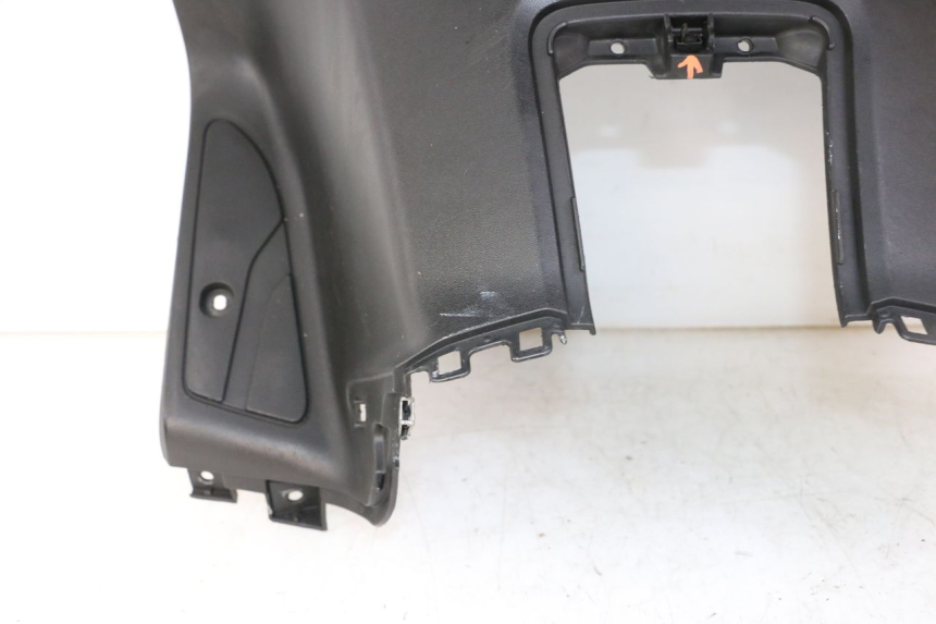 photo de RETROSCUDO YAMAHA X-MAX XMAX ABS 250 (2010 - 2012) - Focus sulla struttura