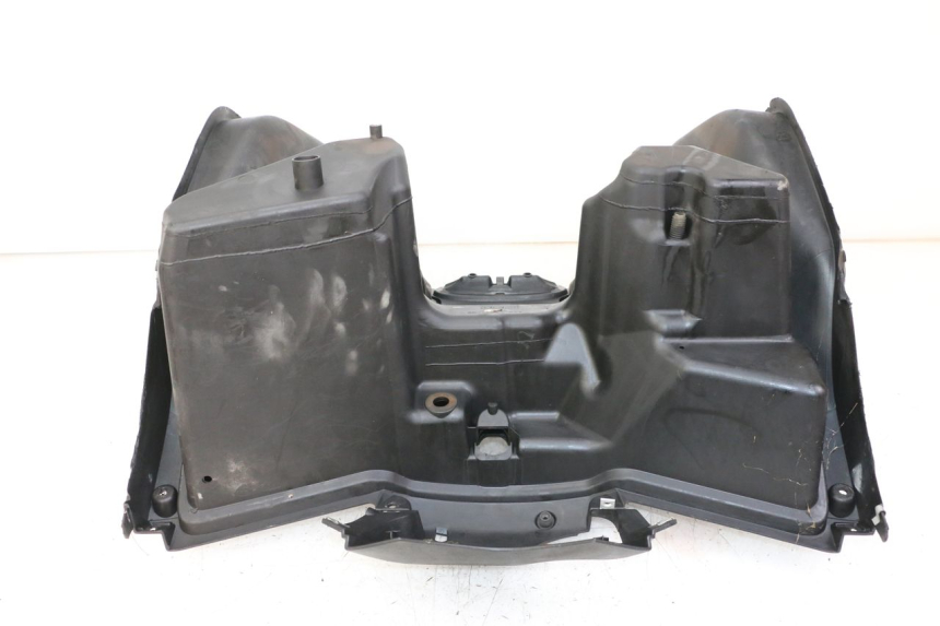 photo de RETROSCUDO YAMAHA X-MAX XMAX ABS 250 (2010 - 2012) - Altra angolazione