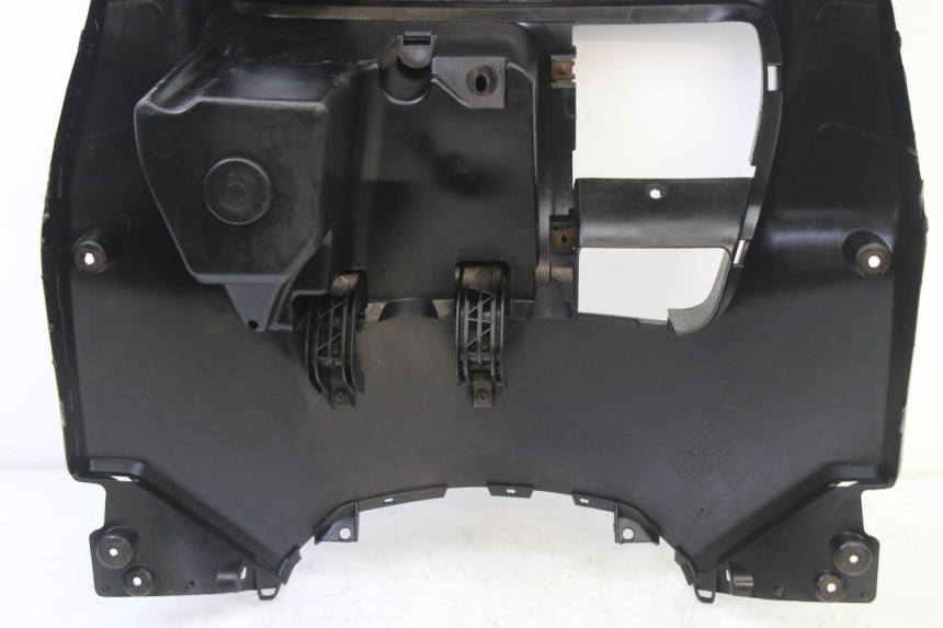 photo de PANNELLO INTERNO YAMAHA XMAX X-MAX 125 (2006 - 2009) - Caratteristiche distintive