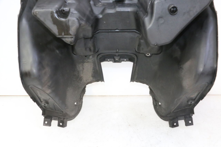 photo de PANNELLO INTERNO YAMAHA X-MAX XMAX 125 (2010 - 2013) - Dettagli dei punti di fissaggio