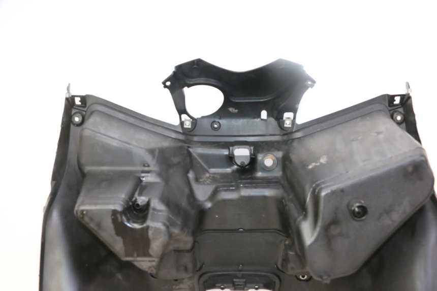 photo de PANNELLO INTERNO YAMAHA X-MAX XMAX 125 (2010 - 2013) - Stato della superficie e materiale