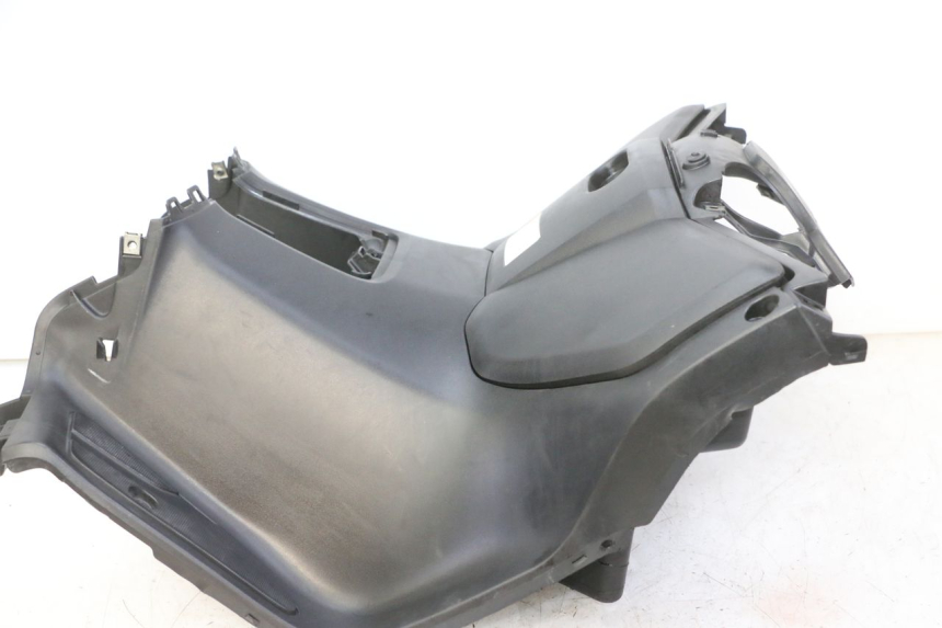 photo de PANNELLO INTERNO YAMAHA X-MAX XMAX 125 (2010 - 2013) - Zoom sui componenti