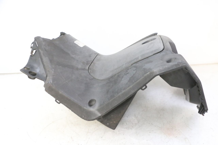 photo de TABLIER INTERIORE YAMAHA X-MAX XMAX 250 (2006 - 2009) - Caratteristiche distintive