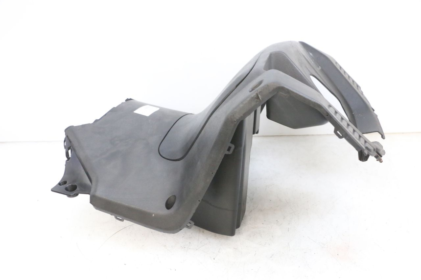photo de PANNELLO INTERNO YAMAHA XMAX X-MAX 125 (2006 - 2009) - Altra vista dell'articolo