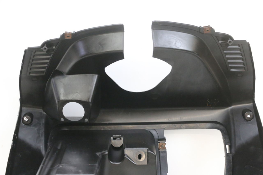 photo de PANNELLO INTERNO YAMAHA XMAX X-MAX 125 (2006 - 2009) - Primo piano tecnico