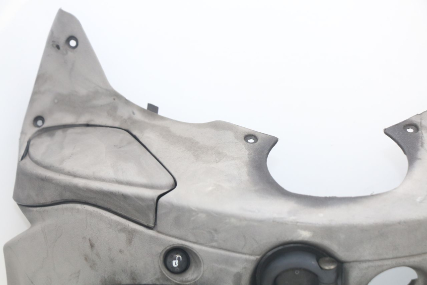 photo de PANNELLO INTERNO PIAGGIO X9 EVOLUTION 250 (2003 - 2007) - Primo piano ad alta risoluzione