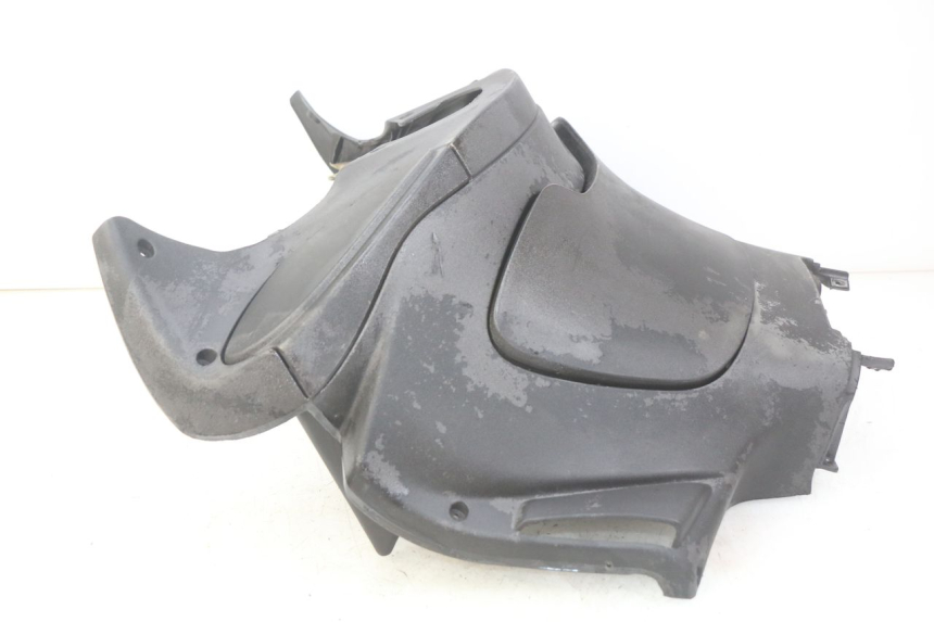 photo de PANNELLO INTERNO PIAGGIO X9 EVOLUTION 125 (2003 - 2007) - Dettagli dei punti di fissaggio