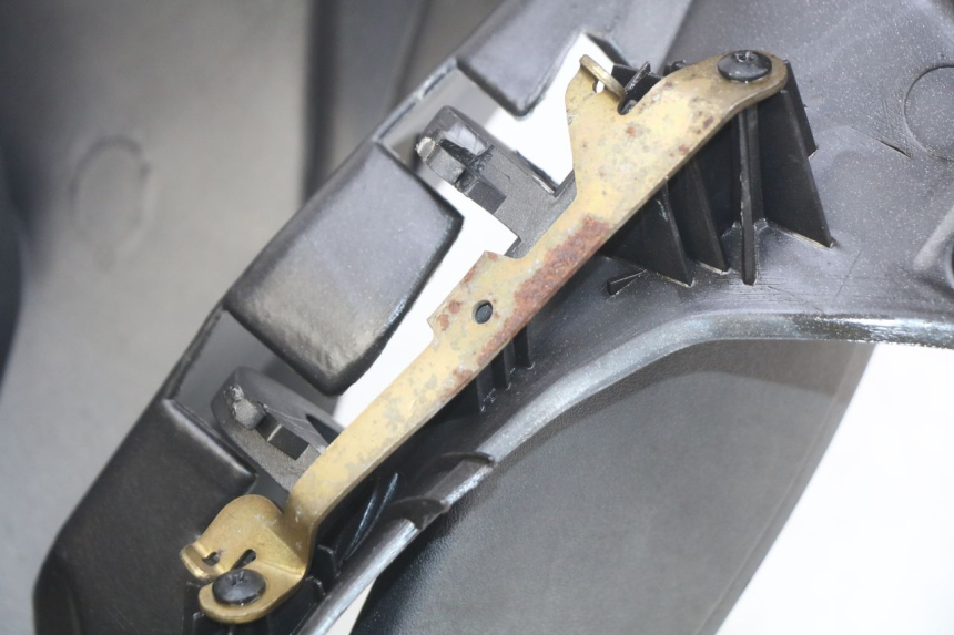 photo de PANNELLO INTERNO PIAGGIO X9 125 (2000 - 2003) - Dettaglio del componente