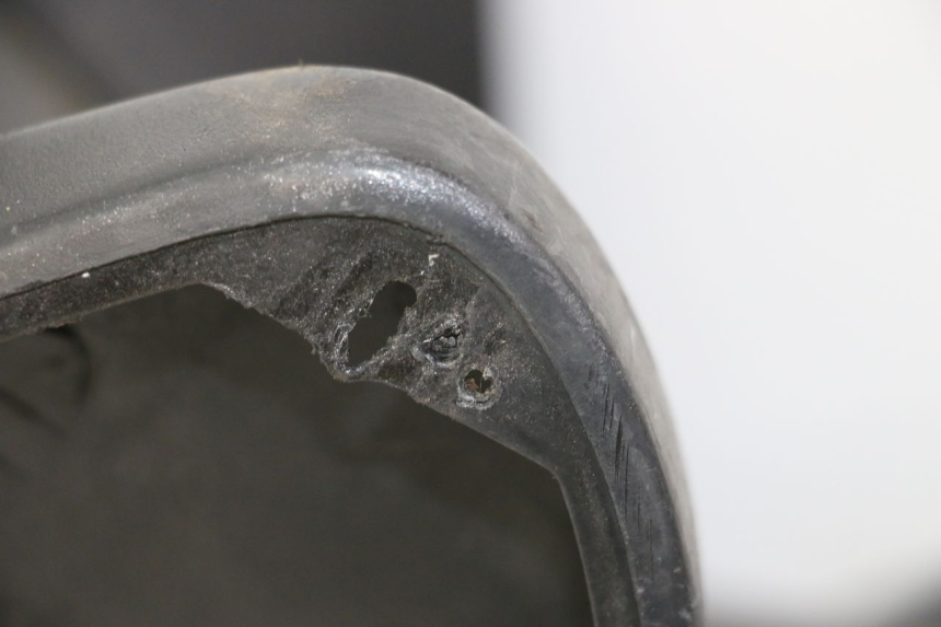 photo de RETROSCUDO YAMAHA AEROX 50 (1997 - 2006) - Dettagli dei punti di fissaggio