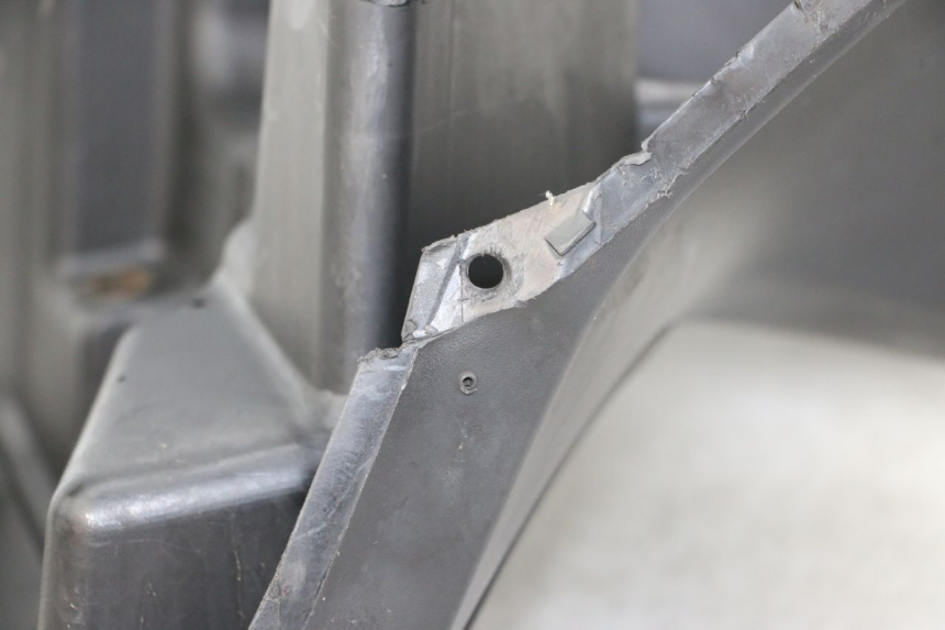 photo de RETROSCUDO YAMAHA X-MAX XMAX ABS 250 (2010 - 2014) - Primo piano tecnico