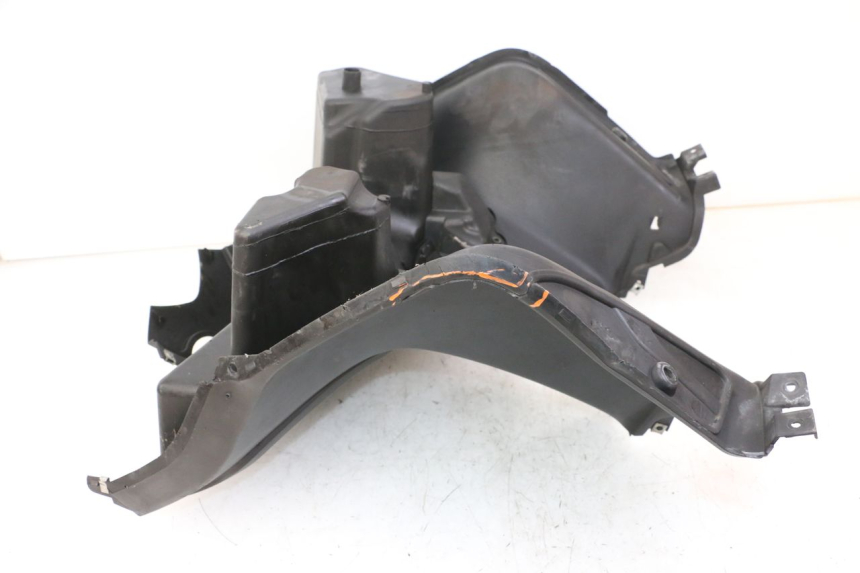 photo de RETROSCUDO YAMAHA X-MAX XMAX ABS 250 (2010 - 2014) - Vista d'insieme del prodotto