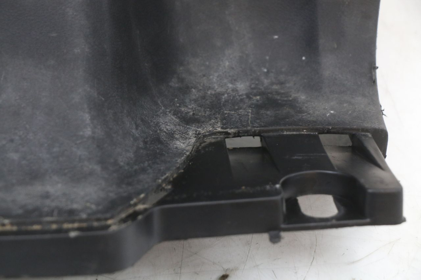 photo de RETROSCUDO YAMAHA YE ZEST 50 (1992 - 1998) - Dettagli dei punti di fissaggio