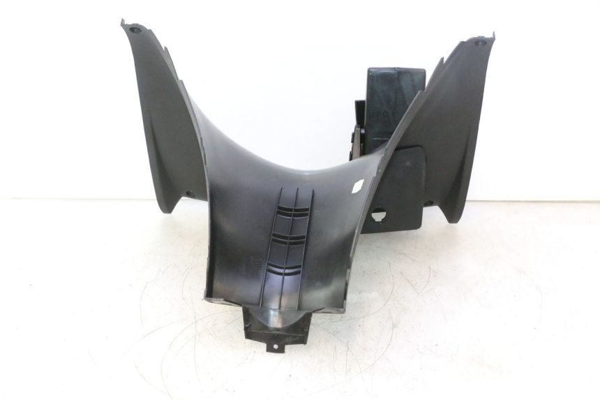 photo de FASCIA INTERNA YAMAHA YP MAJESTY 125 (2002 - 2006) - Dettagli dei punti di fissaggio