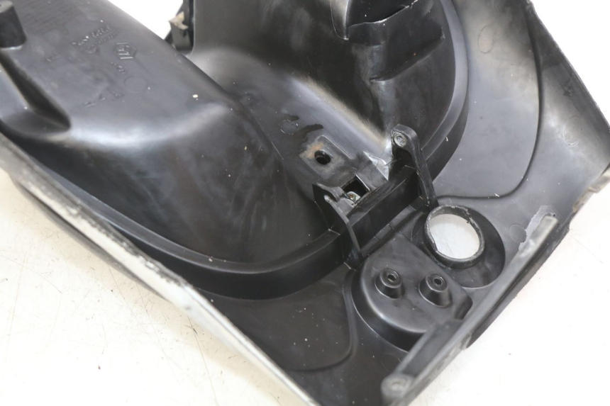 photo de PANNELLO INTERNO PIAGGIO ZIP 2T 50 (2009 - 2019) - Zoom sullo stato d'uso