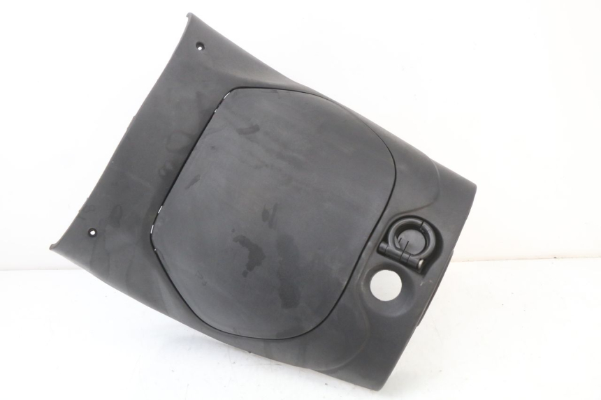 photo de PANNELLO INTERNO PIAGGIO ZIP 4T 50 (2018 - 2020) - Zoom sullo stato d'uso